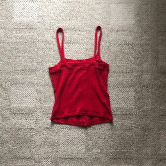 Red tank top - Picture 2 of 3